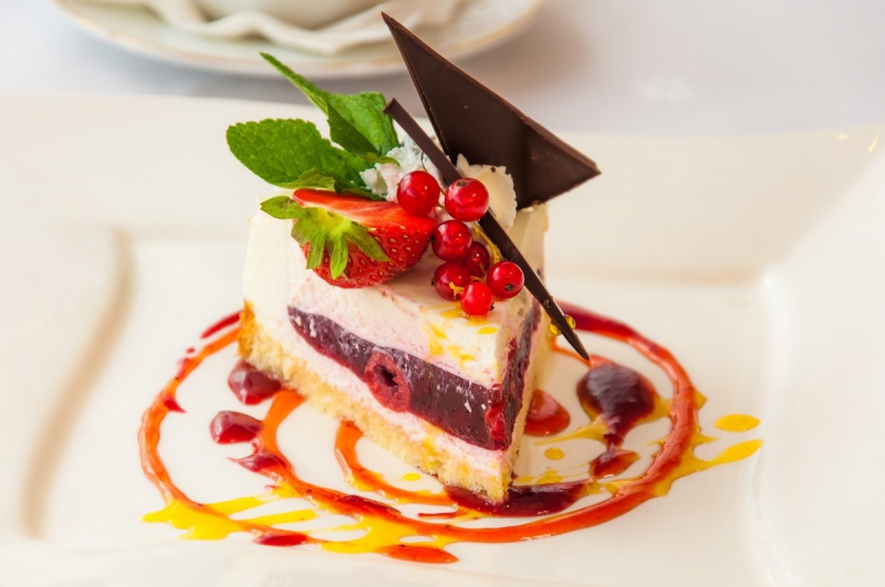 boulangerie-SOLLIES TOUCAS-min_the_cake_dessert_eating_bun_colorful_sweet_dish_taste_cake_with_cream-941034